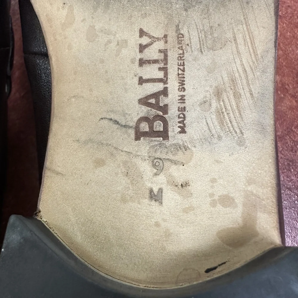 Bally Dark Brown Branded-Buckle Greyson Loafers Size 9